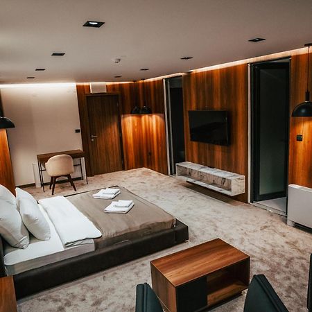 Hotel Bavka Лесковац Екстериор снимка