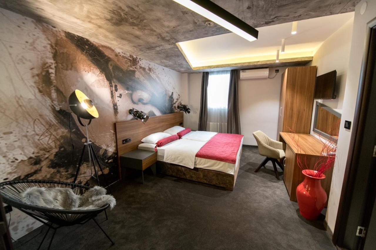 Hotel Bavka Лесковац Екстериор снимка