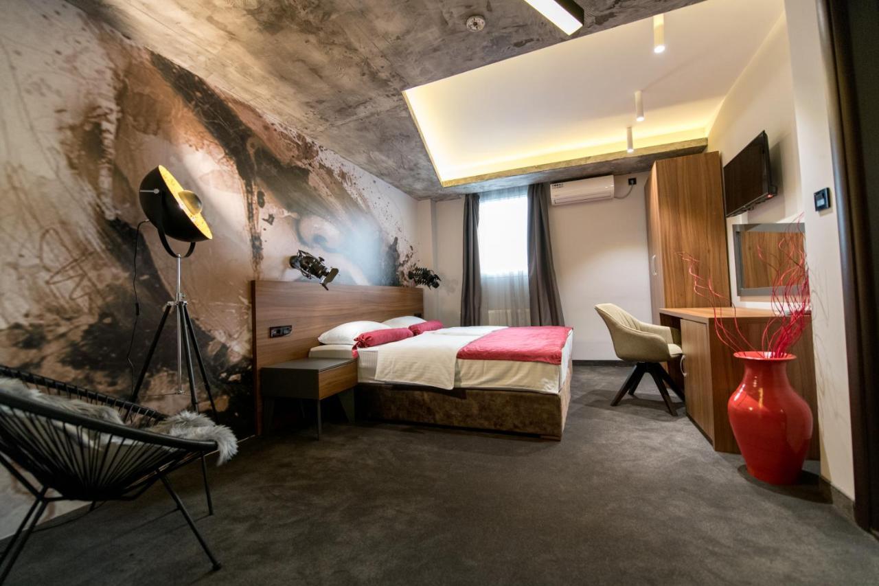 Hotel Bavka Лесковац Екстериор снимка