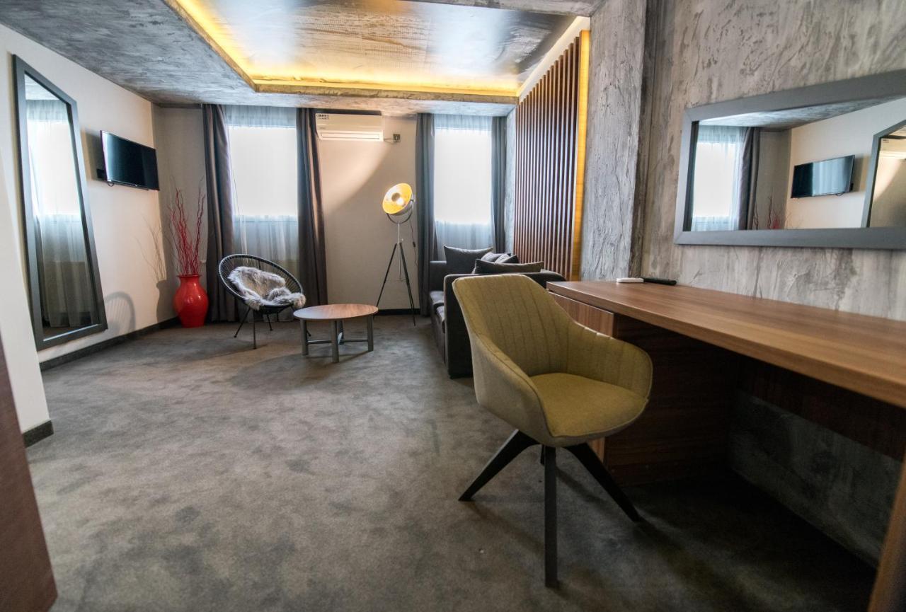 Hotel Bavka Лесковац Екстериор снимка